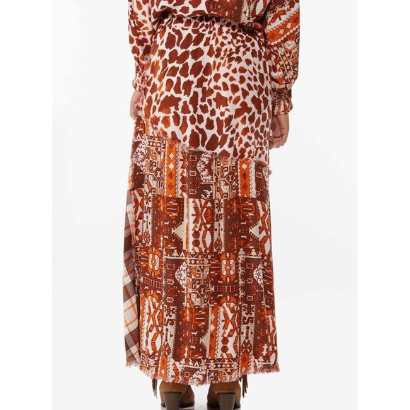 Petite On The Farm Maxi Skirt - Picture 3 of 11